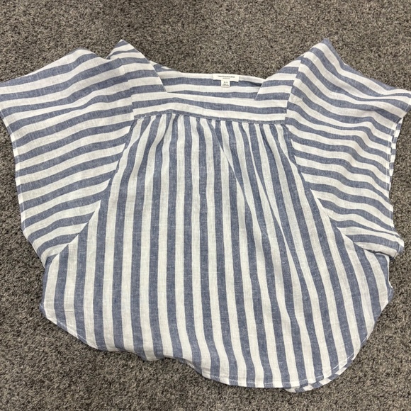 Beach Lunch Lounge Size M Blue Striped Linen Cotton Nautical Flutter Top - Picture 3 of 4